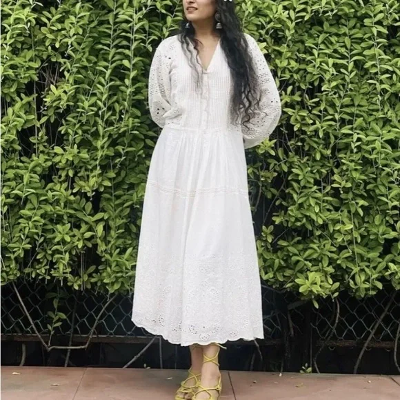 BNWT! Zara embroidered dress - Picture 3 of 4